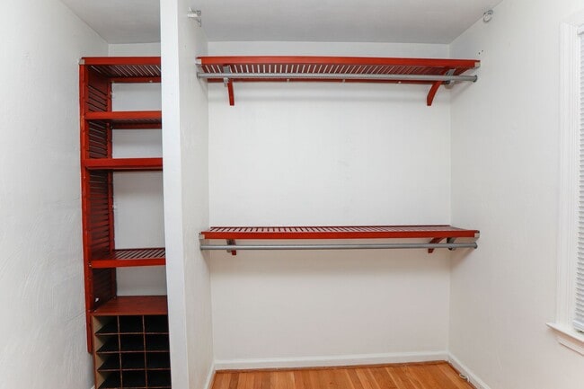 Building Photo - Elizabeth Lake Estates