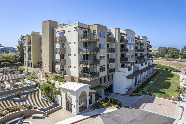 Building Photo - Seacliff