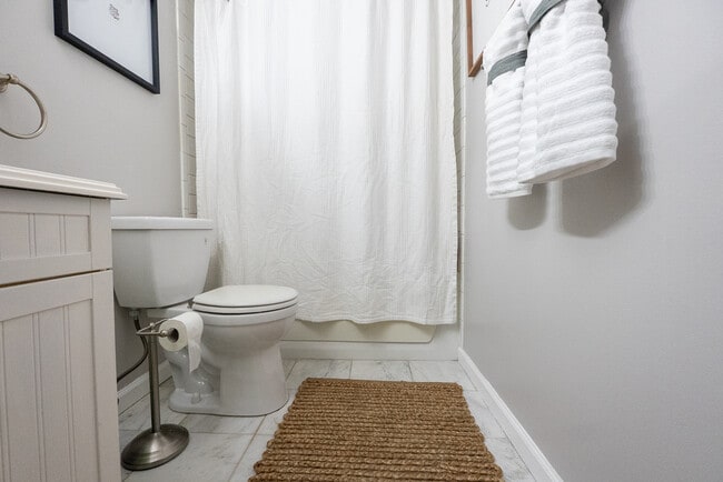 Building Photo - 11019 Neptune Pl