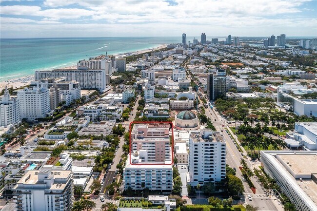Building Photo - 9400 S Ocean Dr