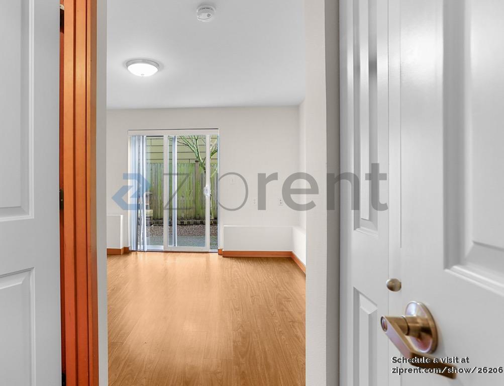 Building Photo - 3608 22nd Ave W