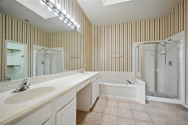 Building Photo - 1404 Christine Dr