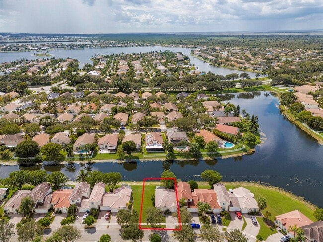 Building Photo - 18866 SW 28th Ct