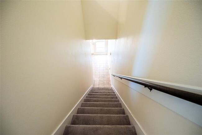 Building Photo - 6038 Wesley Manor Ct