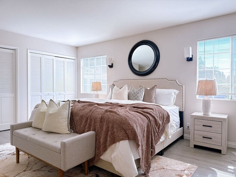 Building Photo - 2830 Winthrop Ave