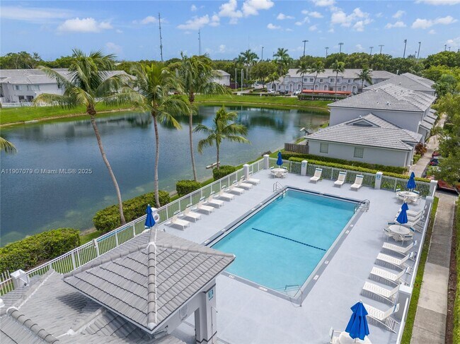 Building Photo - 14308 SW 120th Ct