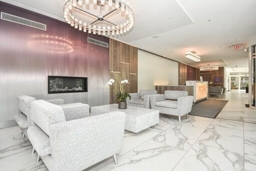 Building Photo - 12 Museum Way