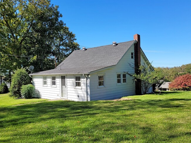 Building Photo - 19095 Tandy Rd