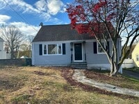 Building Photo - 755 Old Town Rd