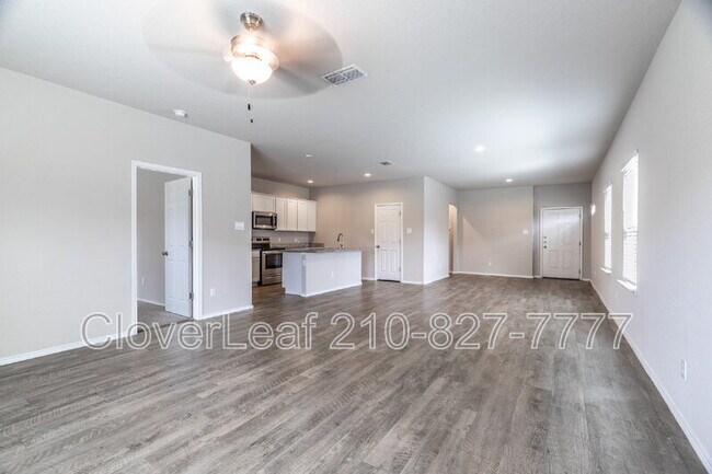 Building Photo - 13040 Heathers Sun