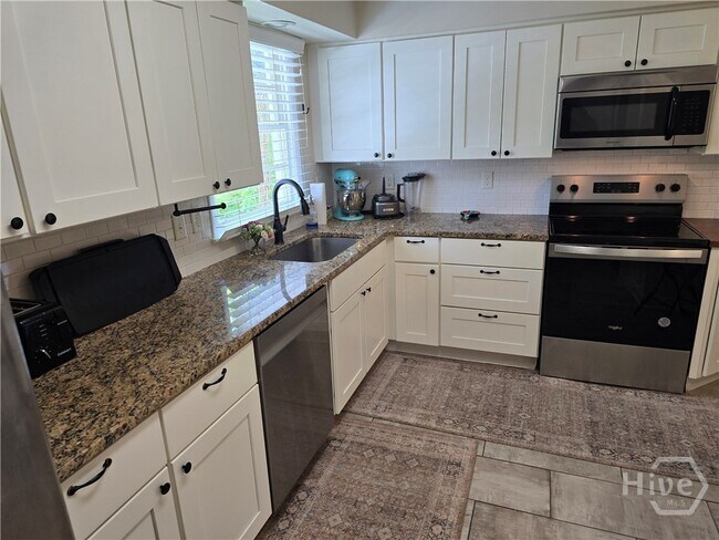 Building Photo - 5014 Spartan Dr
