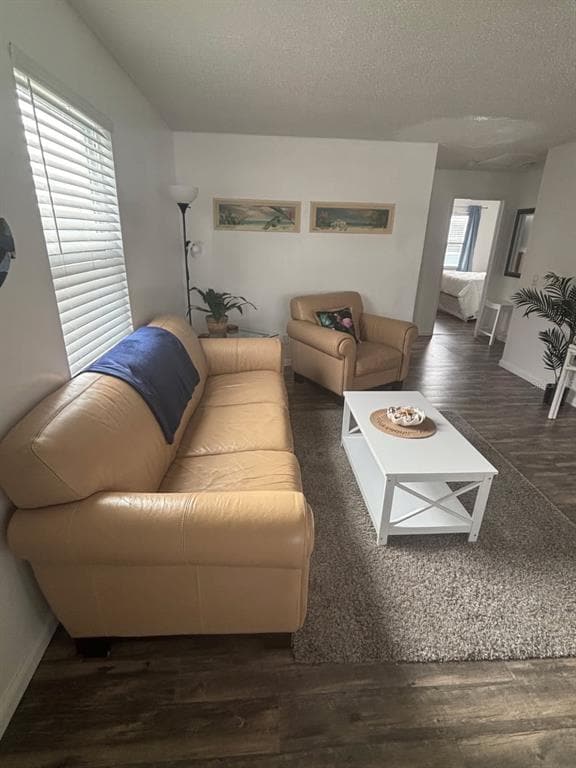 Building Photo - 115 15th Ave