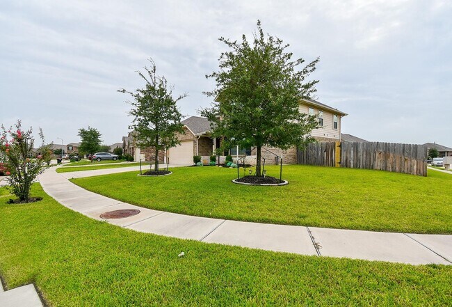 Building Photo - 4602 Tuscan Lily Dr