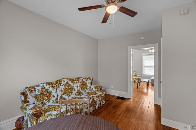 Building Photo - 4147 Beethoven Ave