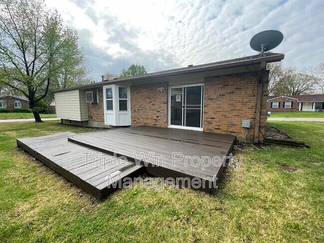 Building Photo - 1725 Orletto Way