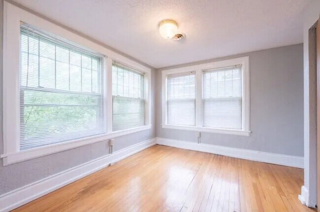 Building Photo - Chetwynd Place Apartments - Currently offering $1200 In SAVINGS!! Call today: 515-274-2729