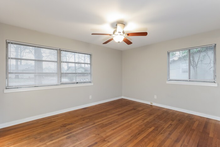 Building Photo - 5544 Wayneland Dr