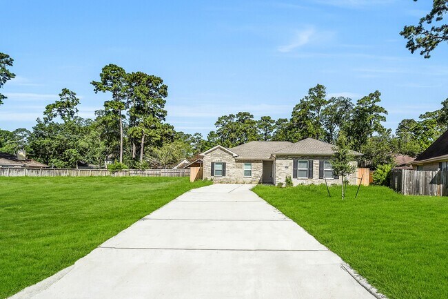 Building Photo - 11943 Pondwood Dr