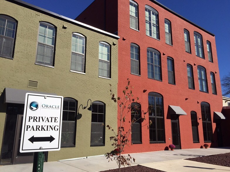 Rear View - 140 E Ash St