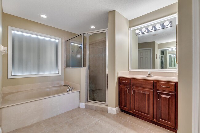Building Photo - 8134 Bautista Way