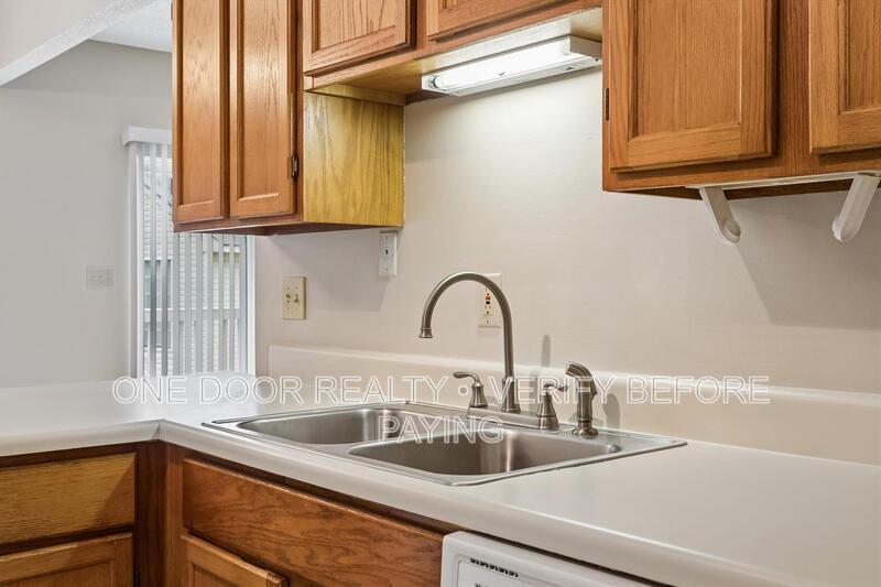 Building Photo - 5306 Aden Ct