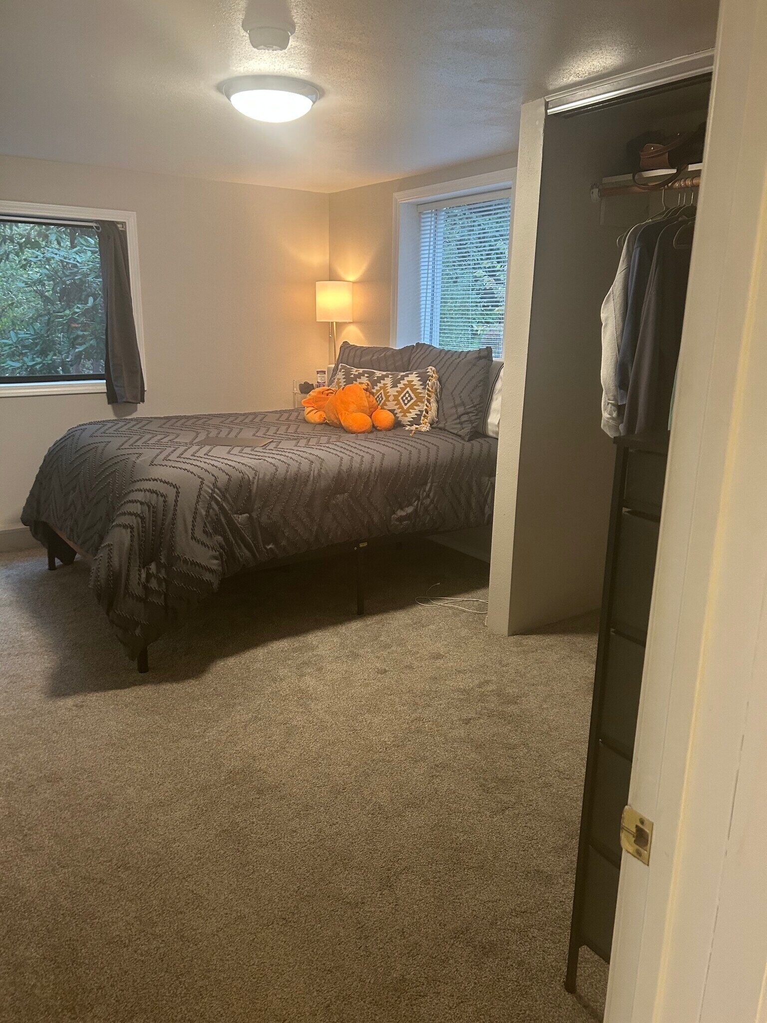 Building Photo - 8711 Bowdoin Way