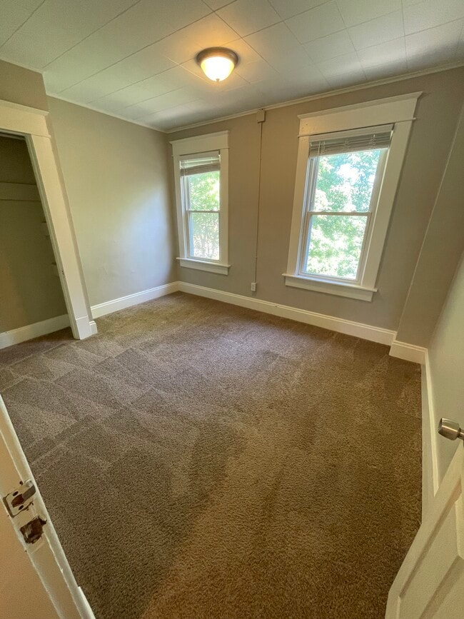 Bedroom 1 - 400 Chittenden Ave