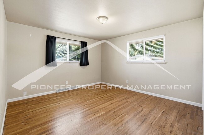 Building Photo - Spacious Home with Washer/Dryer and Storage Shed