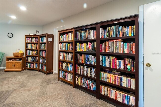 Building Photo - 4460 Ironwood Cir