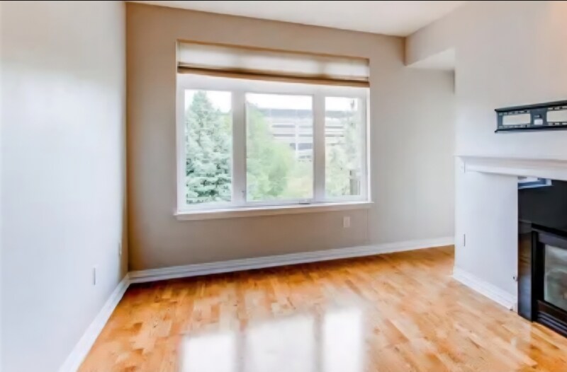 Building Photo - 2700 E Cherry Creek S Dr