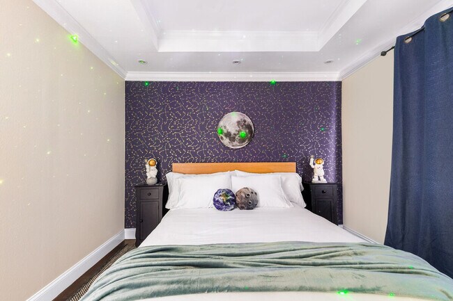 Building Photo - 303 Lang Rd