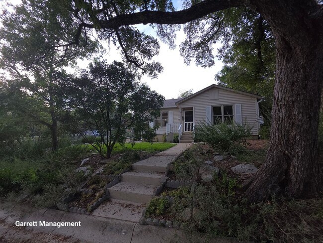 Primary Photo - 3/2 Remodeled Home in Lampasas