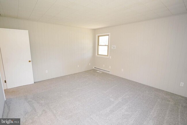 Building Photo - 14880 Concord Rd