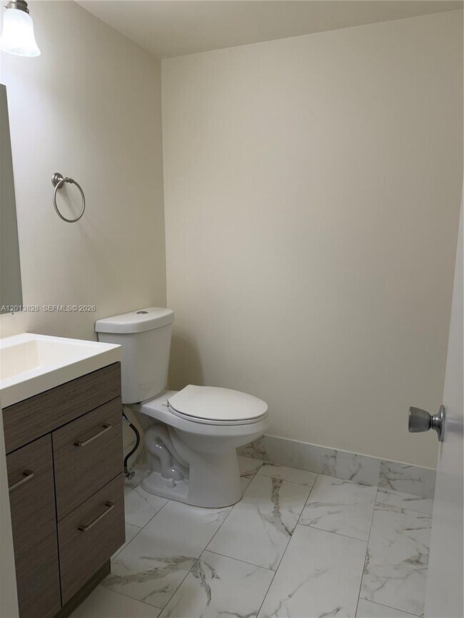 Building Photo - 1551 SW 135th Terrace