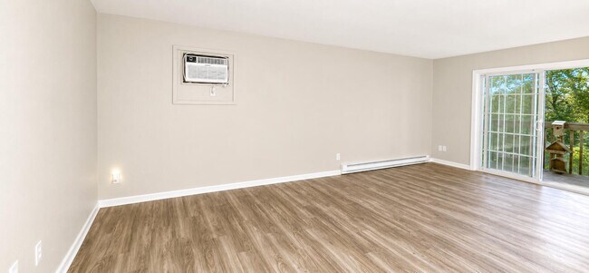 Building Photo - 501 Slinger Rd