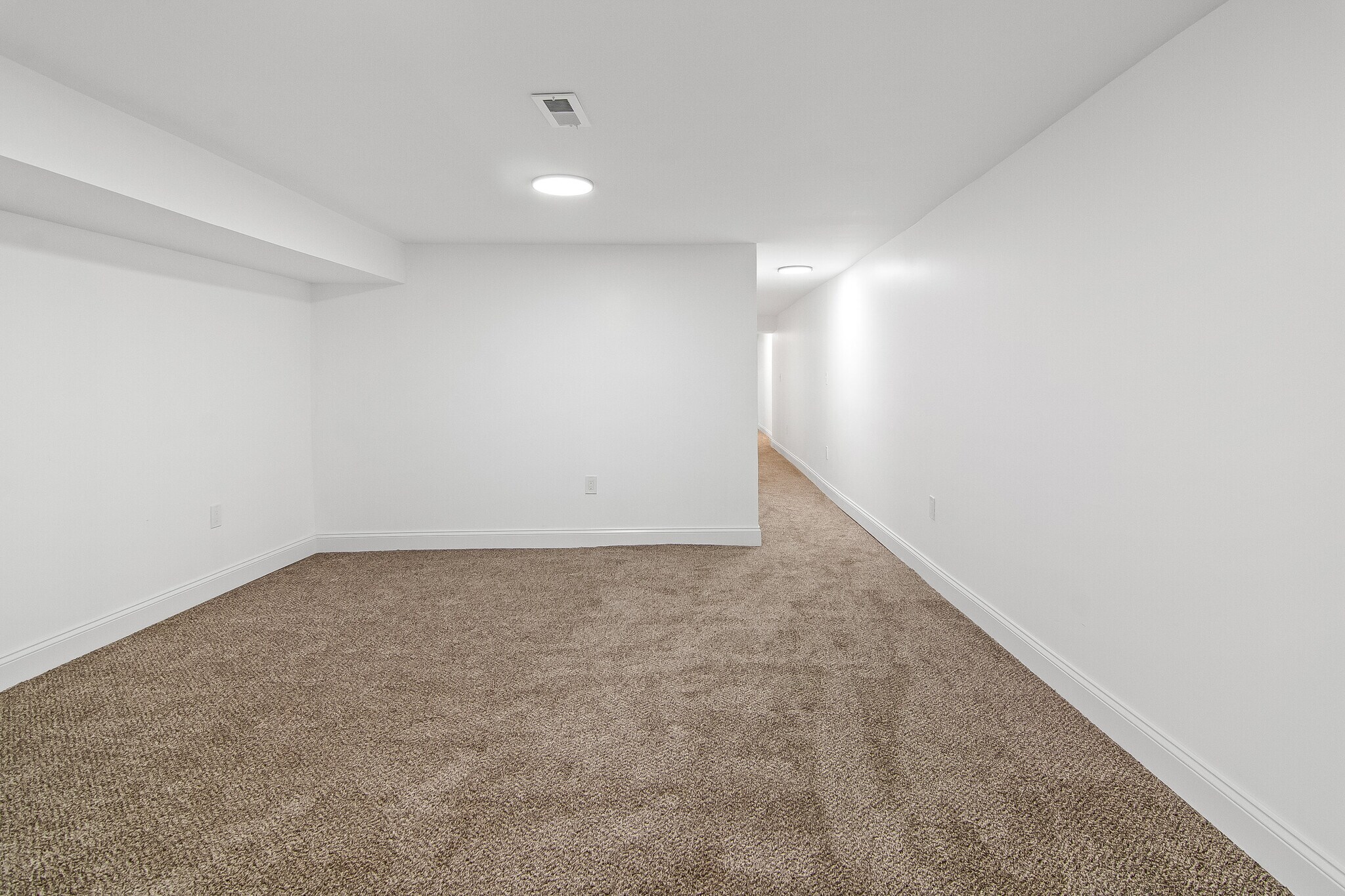Building Photo - 813 Whitelock St