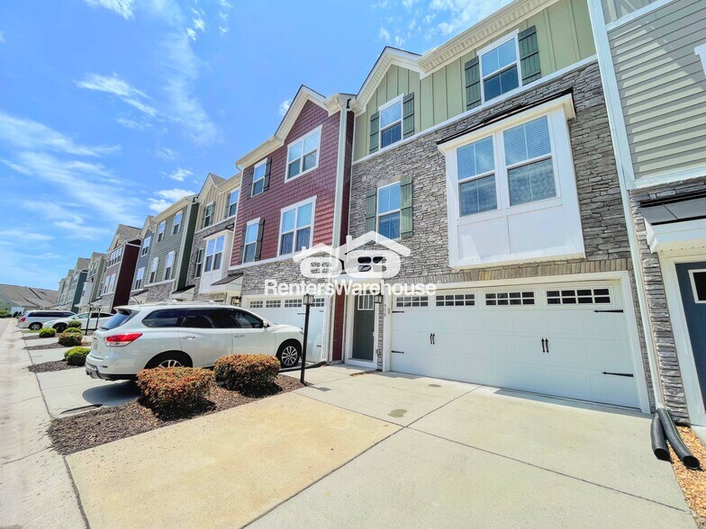 Building Photo - 930 Parley Pl