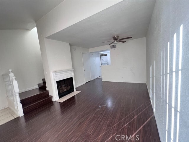 Building Photo - 8167 Vineyard Ave