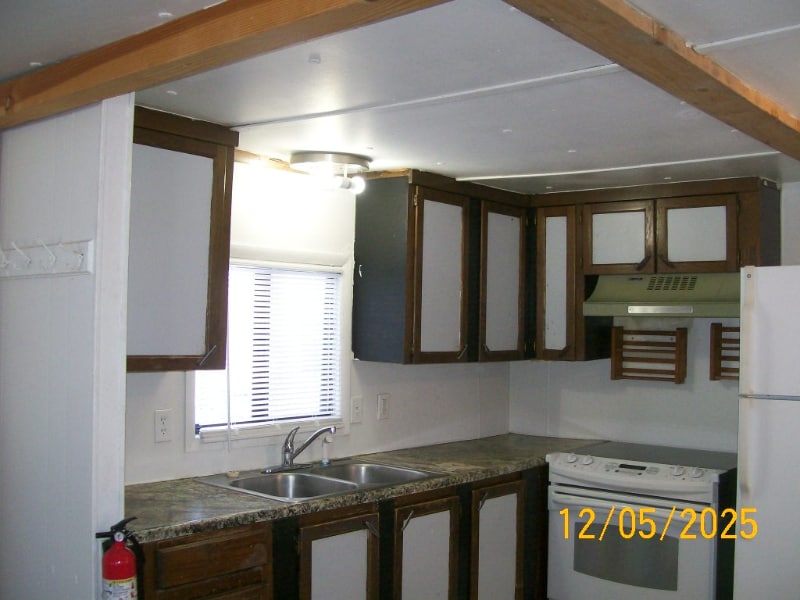 Building Photo - 3098 Springhill Rd