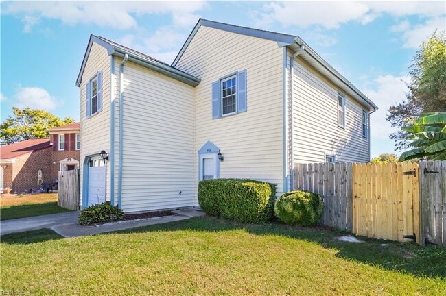 Building Photo - 908 Vincent Ct