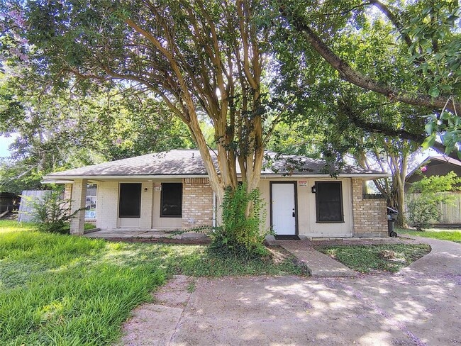 Primary Photo - 11926 Rhinebeck Dr