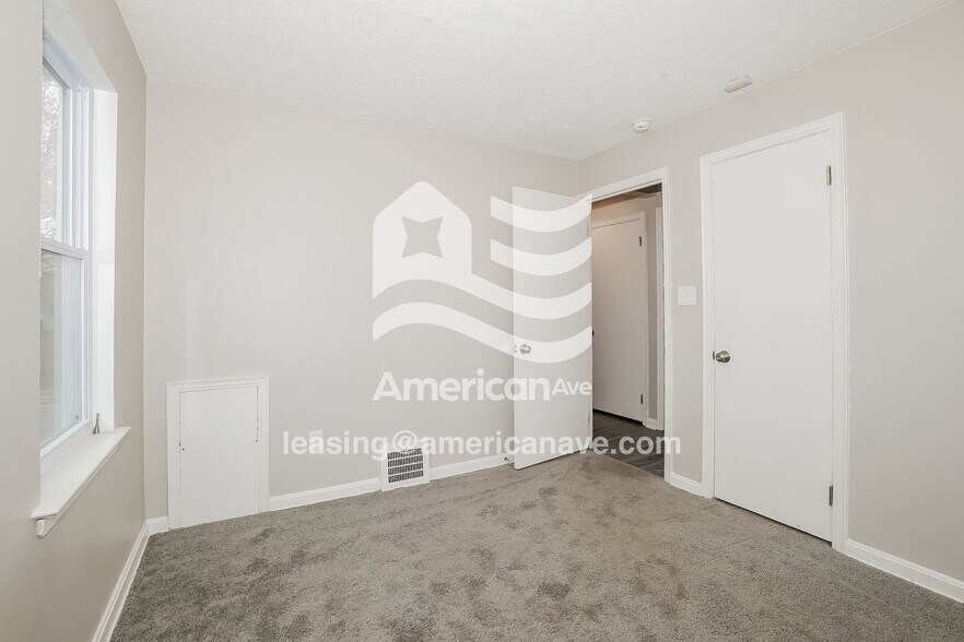 Building Photo - 15413 Fernway Dr
