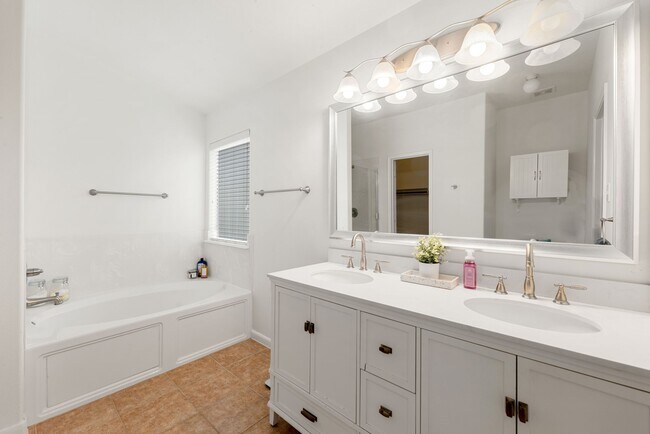 Building Photo - 26542 Marble Point Ln