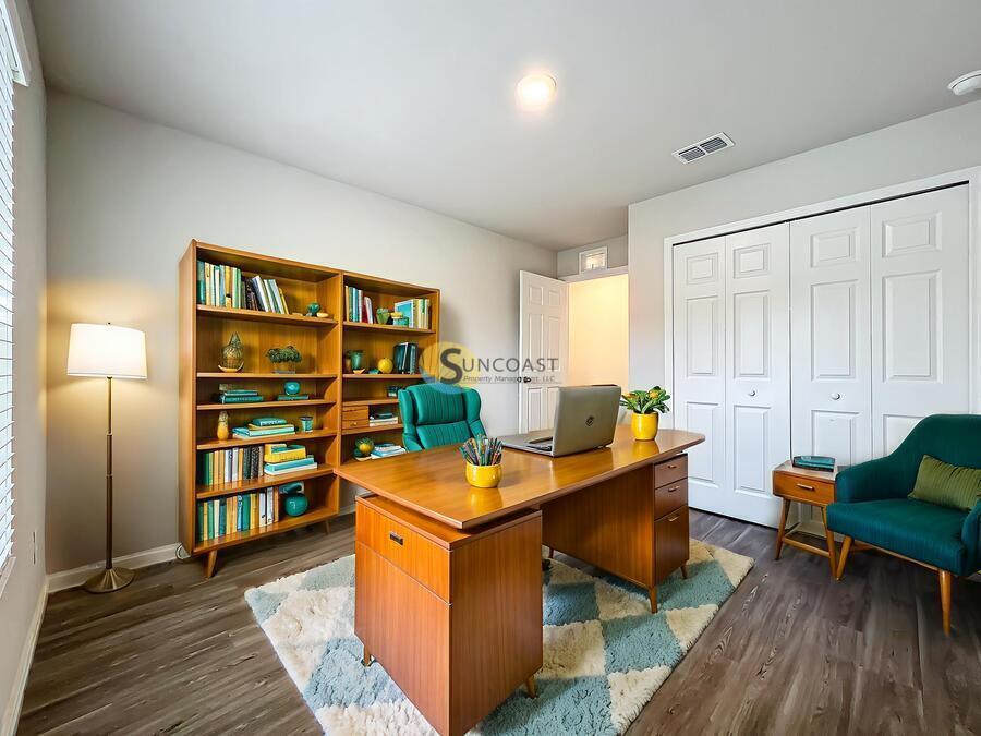 Building Photo - 1492 Biscayne Dr