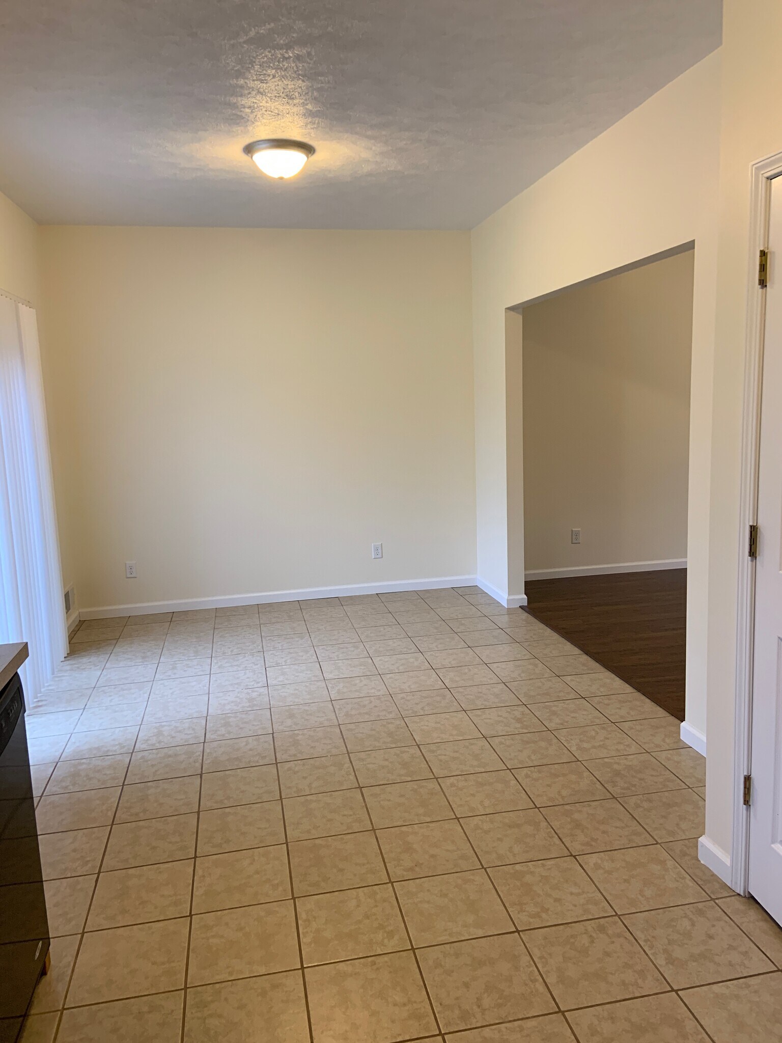 Building Photo - 204 Betsinger Rd