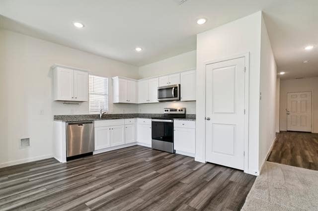 Building Photo - 5513 Ladytown Ln