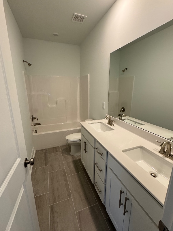 Building Photo - 708 Longleaf Grv Ln