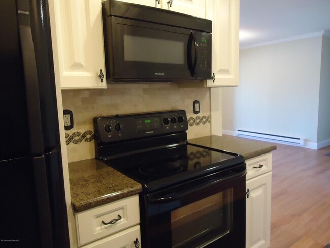 Building Photo - 142 Cross Slope Ct