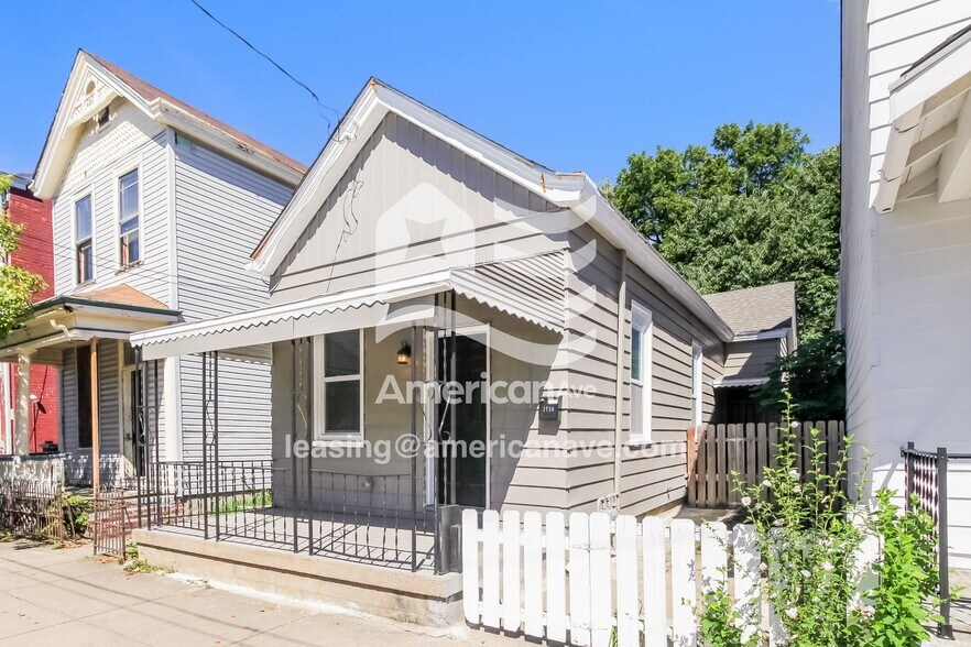 Building Photo - 1718 Garrard St