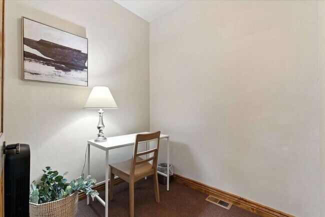 Building Photo - 1670 South Maddi-SI ID1475807P